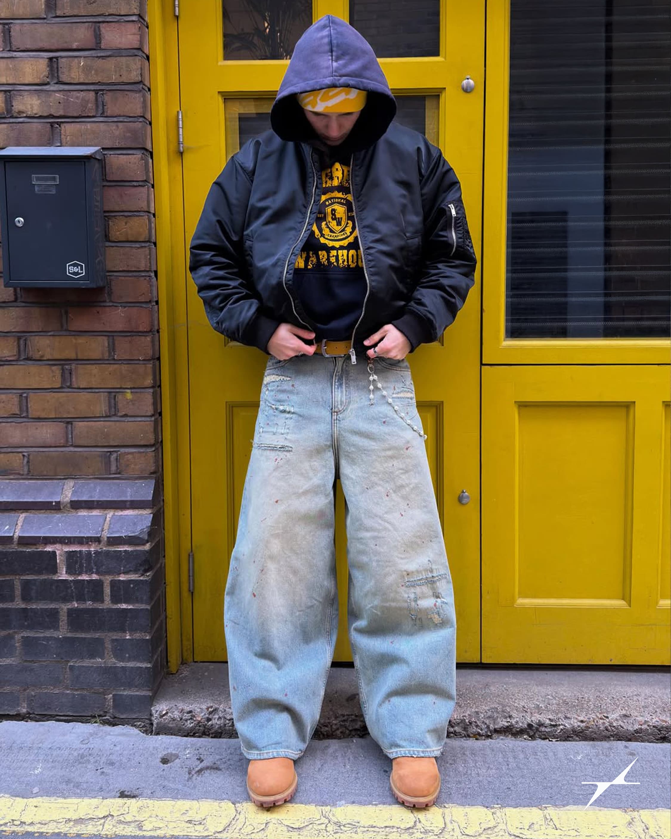 White Rosary Wallet Chain