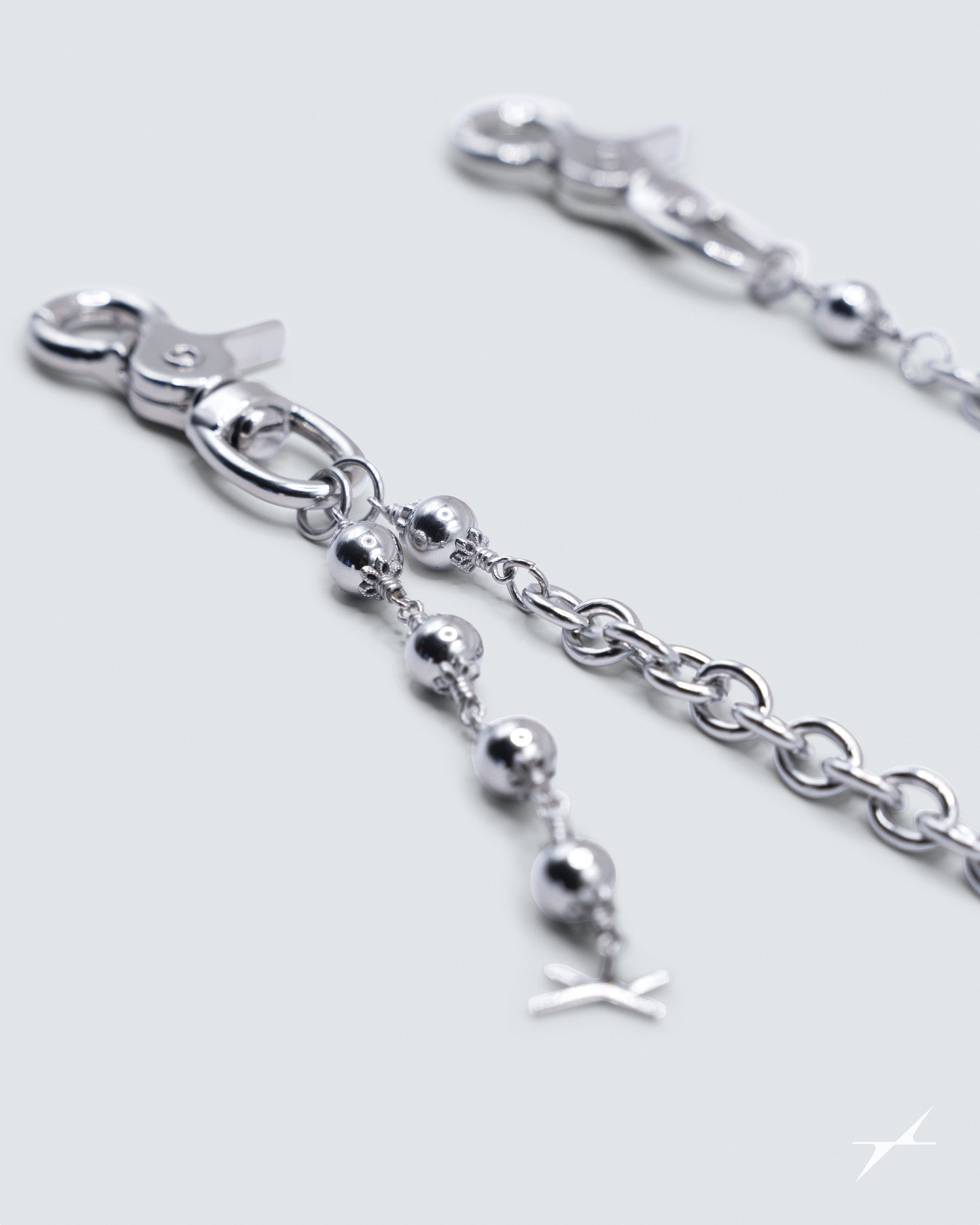 Oval Link Wallet Chain